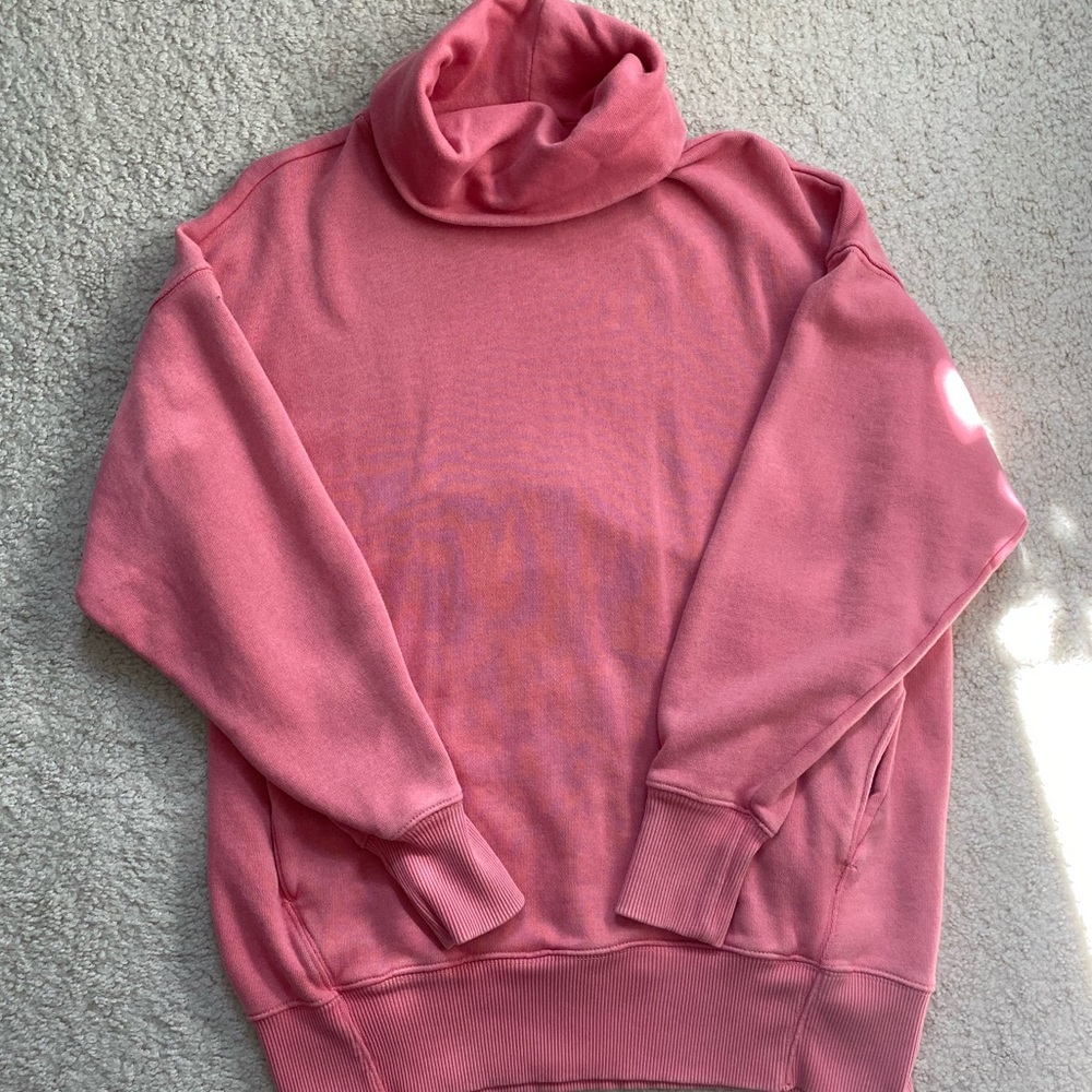 Aerie turtleneck sweatshirt